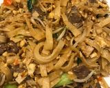 Foto langkah ke 5 dari resep Kwetiau goreng sapi.