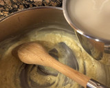 Foto del paso 6 de la receta: Coliflor al horno con salsa bechamel a los 4 quesos