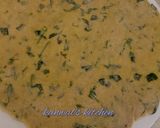 A picture of step 3 of Methi thepla.