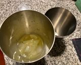 A picture of step 1 of Orange and Lime Margarita.