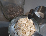 Foto del paso 1 de la receta: Pudding de chía y avena, desayuno para llevar 🏃‍♀️