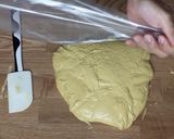 Foto del passaggio 9 della ricetta Finger babà di Igino Massari