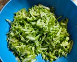 Foto del passaggio 1 della ricetta Piadine integrali di zucchine