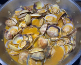 Foto del paso 6 de la receta: Almejas en salsa Montilla Moriles