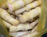 Hình bước làm 1 của món Miến và bún măng vịt