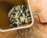 અખરોટ નો હલવો (Walnut Halwa Recipe In Gujarati) રેસીપી સ્ટેપ1ફોટો