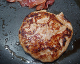 Foto del paso 2 de la receta: Hamburgueses de Pollo amb beicom i formatge gouda semicurad