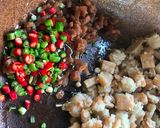 รูปขั้นตอนการทำที่ 4 ของ หมูสามชั้นคั่วพริก-เกลือ เจ