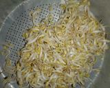 Foto langkah ke 3 dari resep Sayur Bening Toge Tahu.