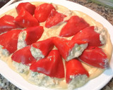 Foto del paso 11 de la receta: Piquillos rellenos de Bacalao y Gambas con crema de bogavante