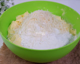 Foto langkah ke 3 dari resep Palm Cheese Cookies.