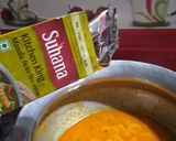 A picture of step 5 of Puri bhaji.