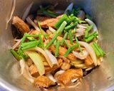 Hình bước làm 3 của món Tàu hủ ky tươi xào lăn (chay)