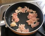 รูปขั้นตอนการทำที่ 2 ของ เห็ดนางรมหลวงผัดหมูสับ