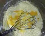 Foto langkah ke 4 dari resep Japanese Cheese Cake (Dengan Keju Cheddar).