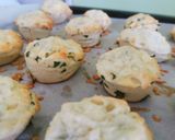 Medvehagymás pogácsa recept fázis 9 fotója
