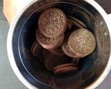 A picture of step 1 of Oreo Cup Cake | Eggless & Without Oven.