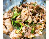 รูปขั้นตอนการทำที่ 5 ของ 🌶️น้ำตกหมูแซ่บนัวน์🐷