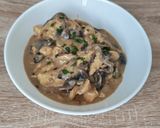 Csirkemell sztroganov módra recept fázis 6 fotója