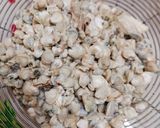 Hình bước làm 1 của món Canh bồ ngót nấu hến