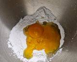 Foto langkah ke 2 dari resep Cake Kuning Telur.
