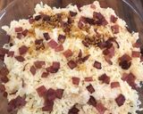 Foto langkah ke 8 dari resep Cheesy Crumble Mac And Cheese.