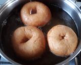 Foto del paso 5 de la receta: Donas cubiertas con chocolate