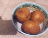 A picture of step 4 of Egg roll.
