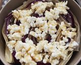 A picture of step 2 of Filo Tart with Goat Cheese and Red Onion.