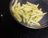 બટાકા ની ચિપ્સ (Potato Chips Recipe In Gujarati) રેસીપી સ્ટેપ2ફોટો