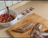 Foto del paso 5 de la receta Caballa marinada con picadillo fresco
