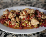 Foto del paso 7 de la receta: Pollo en salsa con aceitunas verdes y jamón