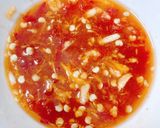 Hình bước làm 2 của món Chả Cá Trộn Rau Muống