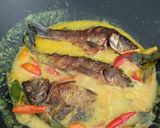 Foto langkah ke 6 dari resep Ikan mas bumbu kuning.
