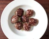 Foto langkah ke 6 dari resep Burger mini.