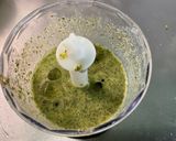 Une image de l'étape 5 de Sauce salade à la moutarde d’Orléans, persil plat et huile d’avocat.