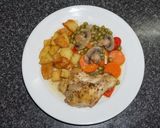 A picture of step 7 of Chicken with Peas and Mushrooms.