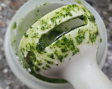 Foto del paso 7 de la receta: Pizza Margarita 🍅🌿 (Tomate Cherry, Albahaca y Ajo) + Pizza Pepperoni 🍕🔥