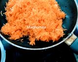 A picture of step 1 of Gajar Halwa.