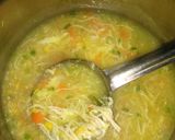 Foto langkah ke 5 dari resep Sup jagung ayam wortel.