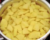 Tört burgonya recept sütőben sütve, tojással recept fázis 1 fotója