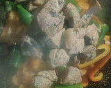 Foto del paso 3 de la receta: Ternera guisada en salsa