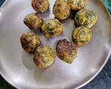 A picture of step 2 of Winter Veggie Kadhi Pakode.