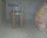 Foto langkah ke 3 dari resep Chocoatbits Popsicle.