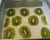 Foto langkah ke 9 dari resep Kiwi Fruit Cake.