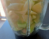 Foto del paso 2 de la receta: Gazpacho de pepino🥒 y hierbabuena🌿