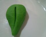 A picture of step 3 of Leaf cookies.