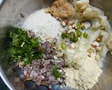 A picture of step 1 of Banana Blossom Appetizer or Mochar Chop.