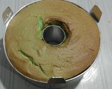 Foto langkah ke 6 dari resep Pandan Chiffon Cake yang Lembuutt.