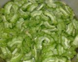 Foto langkah ke 1 dari resep Tumis Pare Tempe No Pahit.